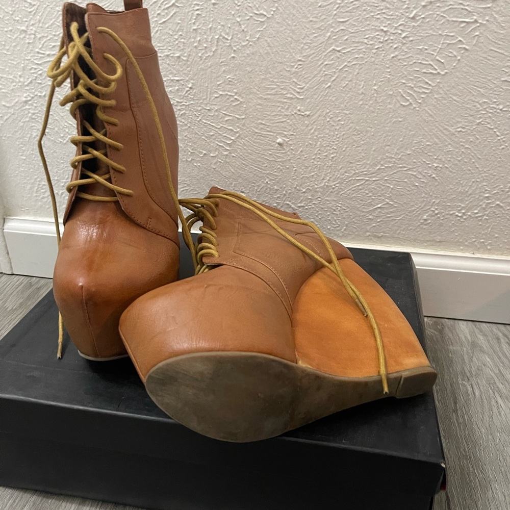 Wild Pair Wedges
